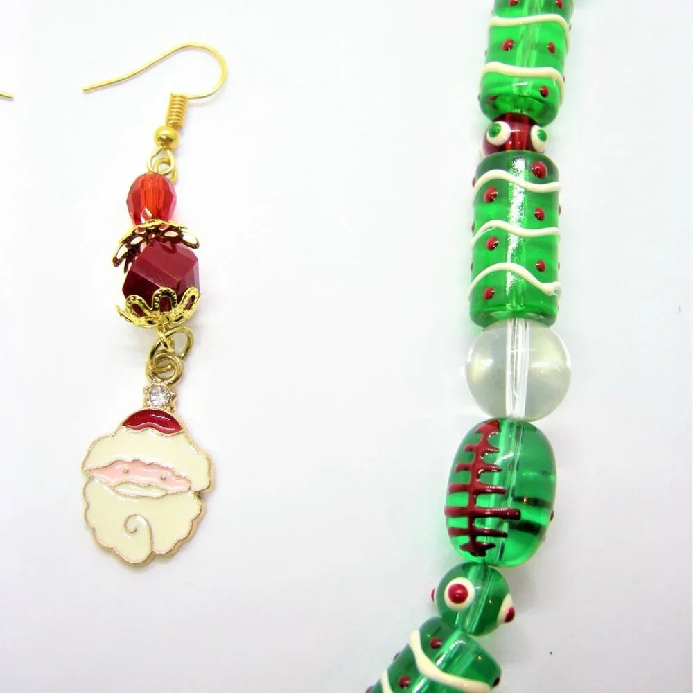 Santa Claus Pendant Necklace & Mismatched Earring Set - Picture 6 of 6